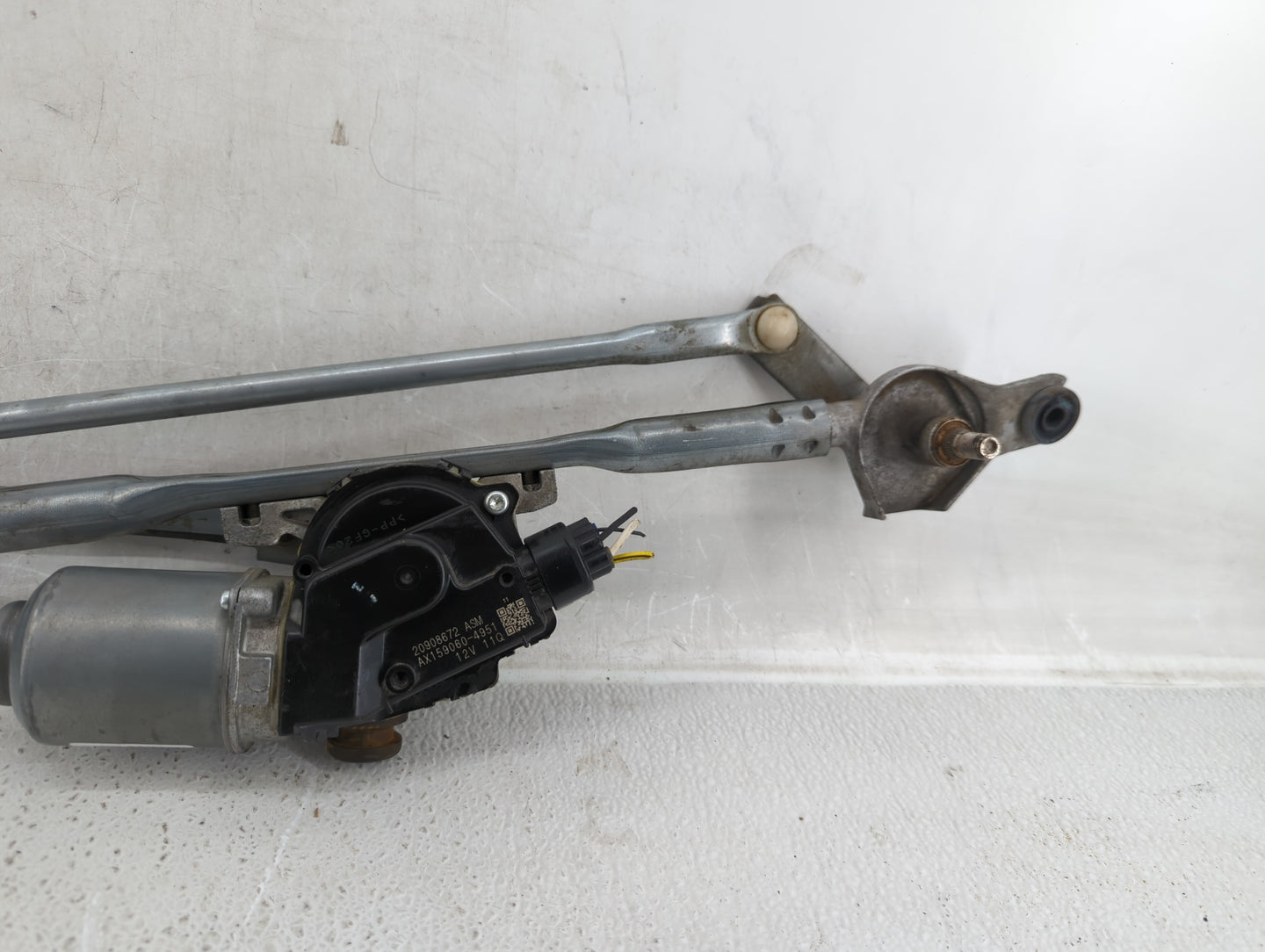 2013-2018 Cadillac Ats Front Windshield Wiper Motor P/N:20908672 Fits Fits 2013 2014 2015 2016 2017 2018 2020 OEM Used Auto 