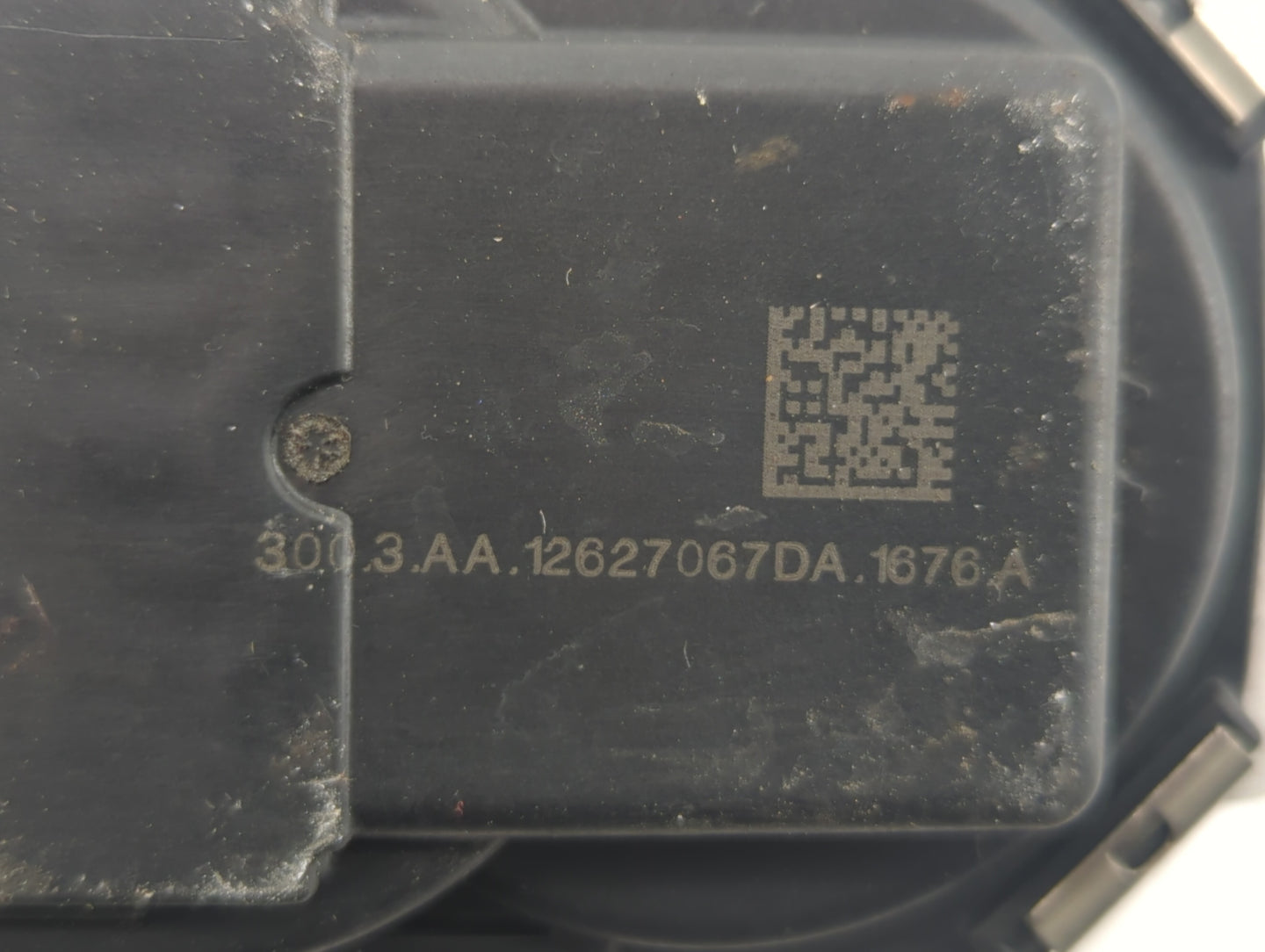2013-2018 Cadillac Ats Throttle Body P/N:12627067DA Fits Fits 2013 2014 2015 2016 2017 2018 2019 2020 2021 OEM Used Auto Par