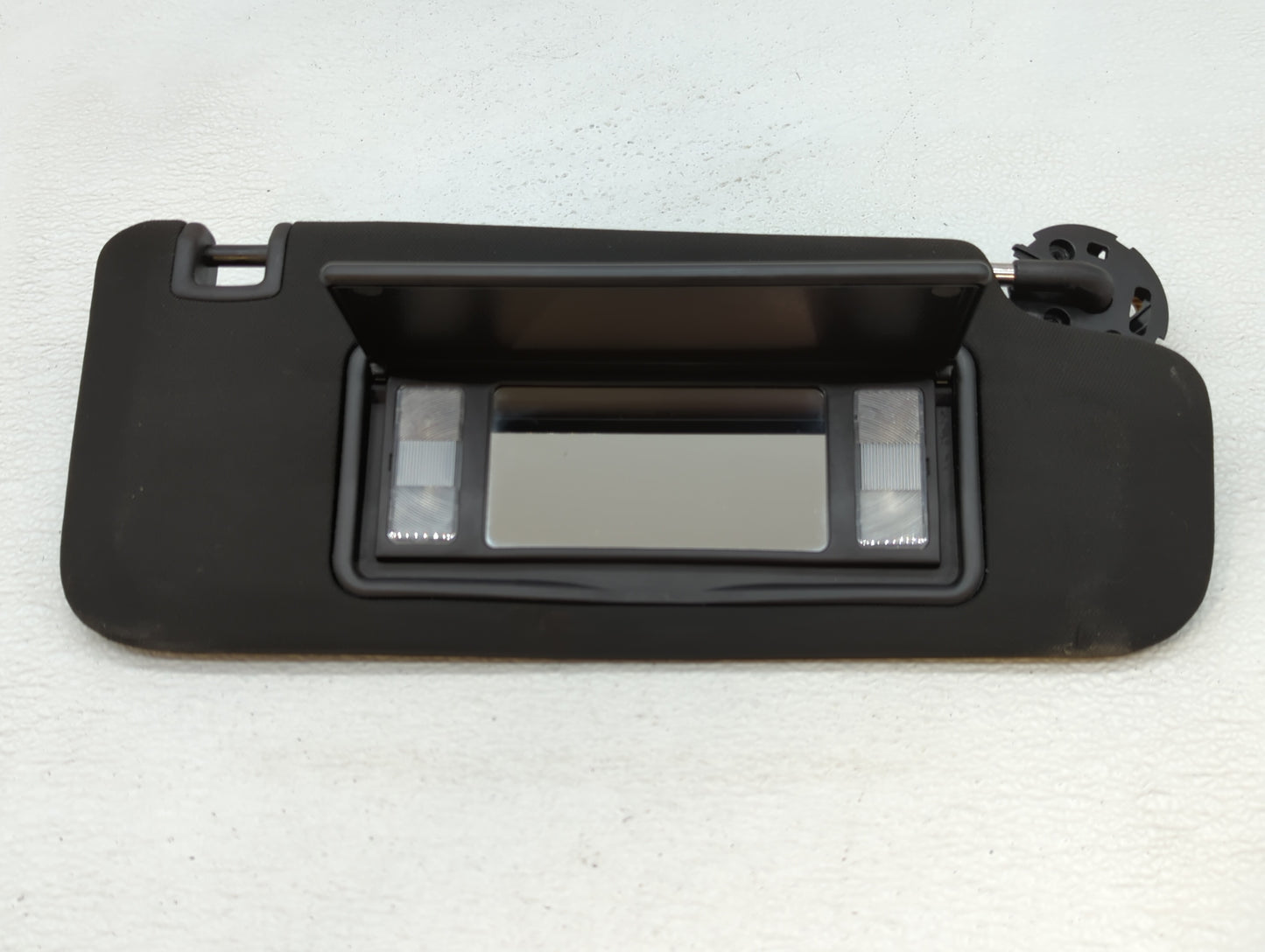 2014-2018 Cadillac Ats Sun Visor Shade Replacement Passenger Right Mirror Fits Fits 2014 2015 2016 2017 2018 2019 OEM Used A