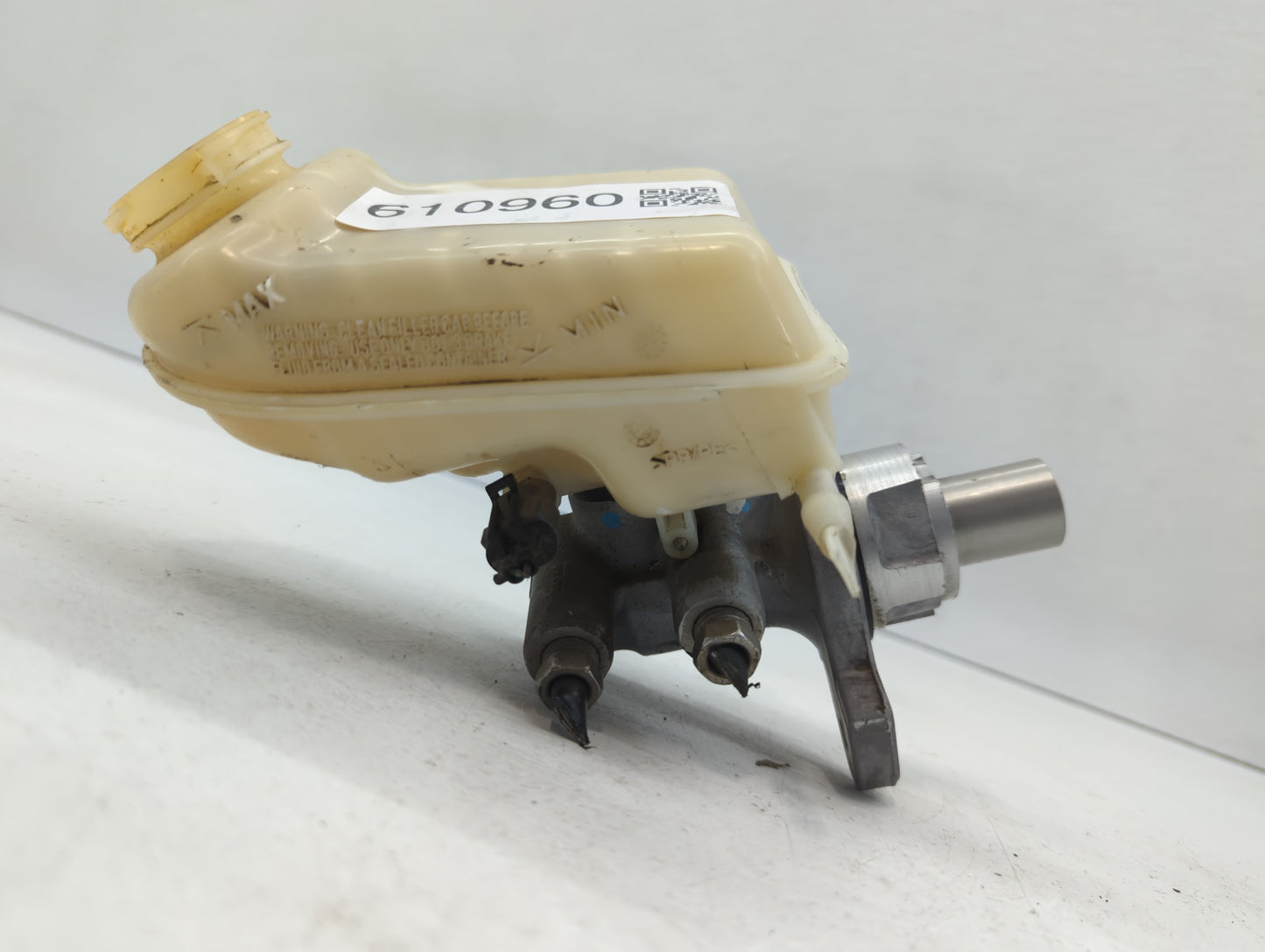 2013-2014 Cadillac Ats Brake Master Cylinder - Oemusedautoparts1.com