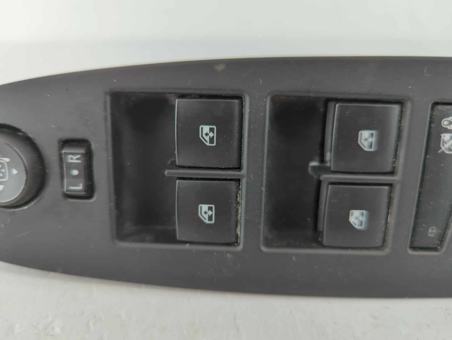 2014 Cadillac Ats Master Power Window Switch Replacement Driver Side Left P/N:92259977 Fits OEM Used Auto Parts - Oemusedaut