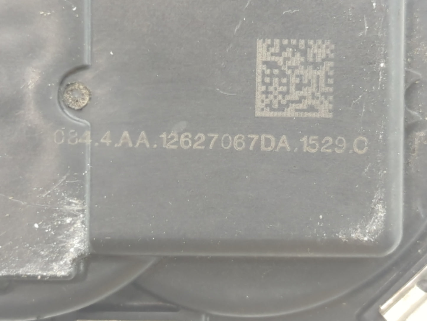 2013-2018 Cadillac Ats Throttle Body P/N:12627067DA Fits Fits 2013 2014 2015 2016 2017 2018 2019 2020 2021 OEM Used Auto Par