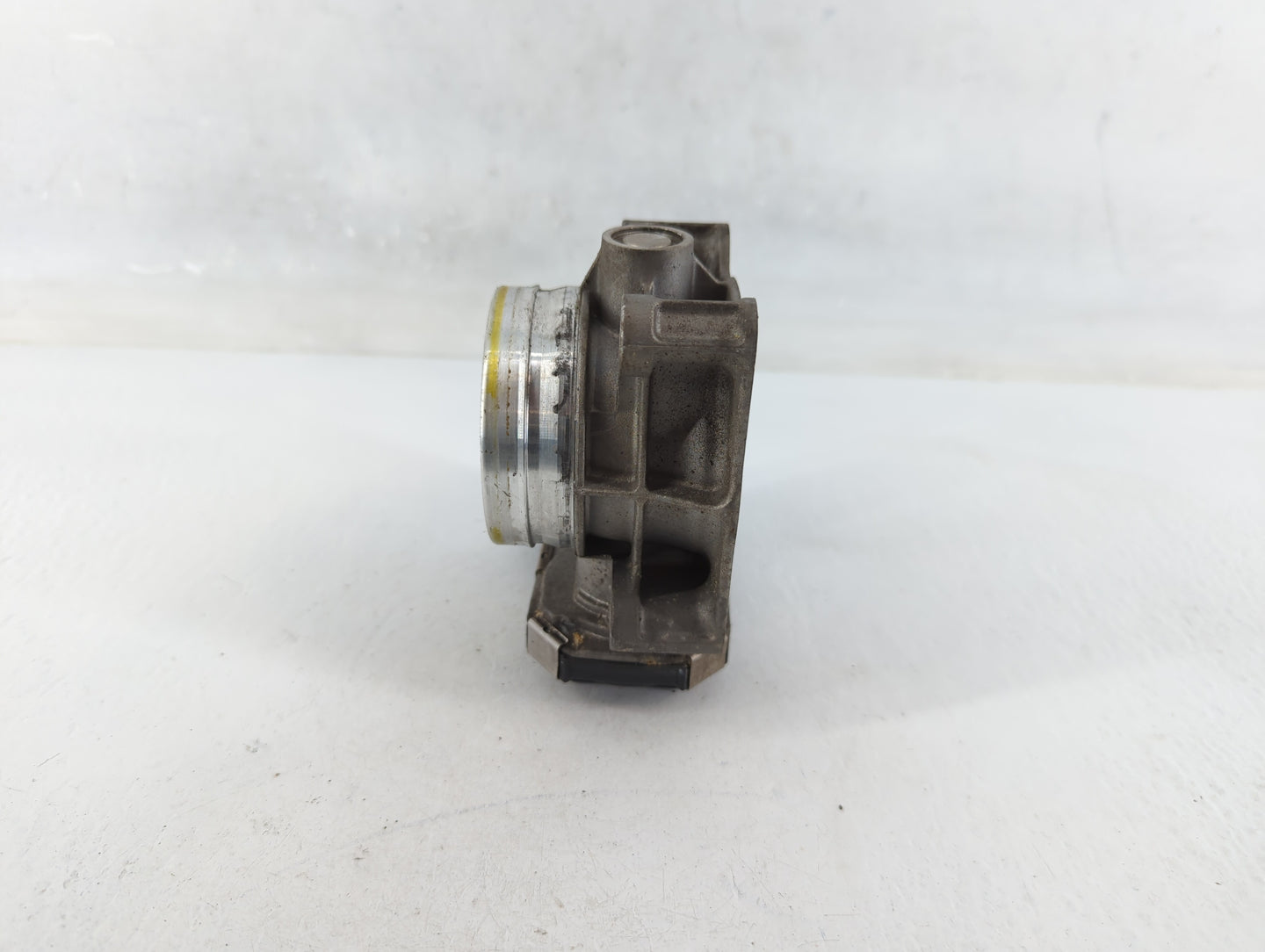 2013-2018 Cadillac Ats Throttle Body P/N:12627067DA Fits Fits 2013 2014 2015 2016 2017 2018 2019 2020 2021 OEM Used Auto Par