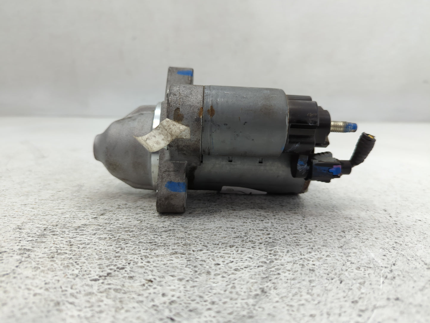 2013-2015 Cadillac Ats Car Starter Motor Solenoid OEM P/N:12657797 438000-1270 Fits OEM Used Auto Parts - Oemusedautoparts1.