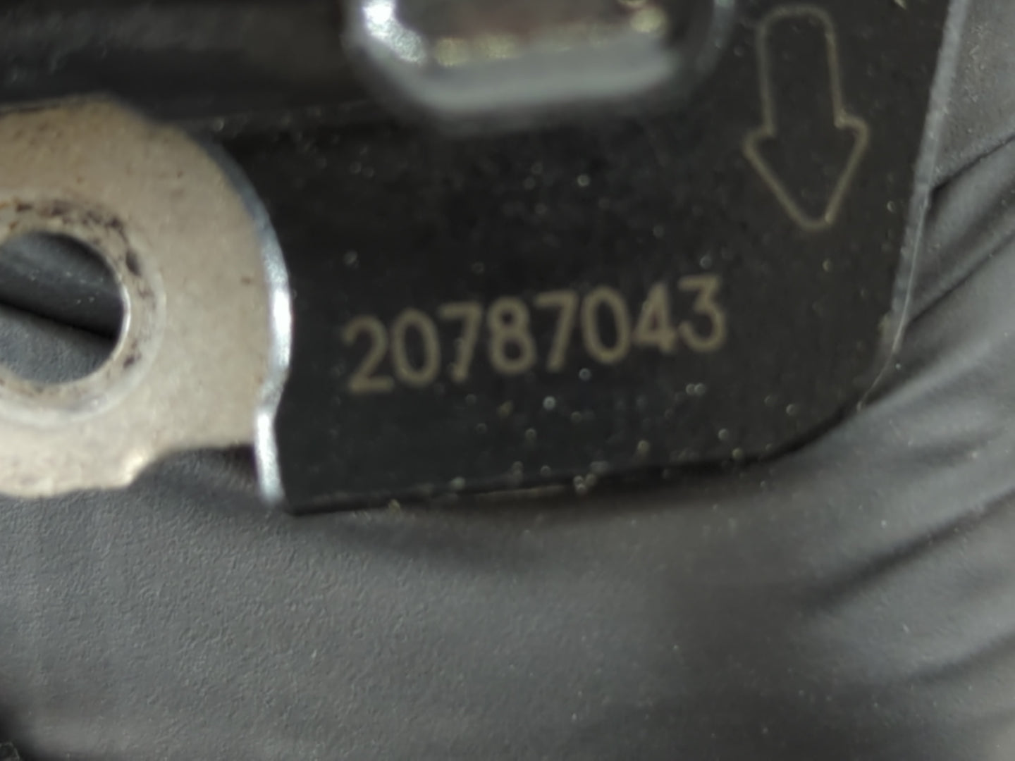 2013-2018 Cadillac Ats Mass Air Flow Meter Maf - Oemusedautoparts1.com