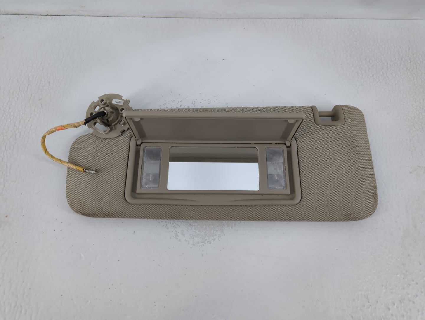 2014-2018 Cadillac Ats Sun Visor Shade Replacement Driver Left Mirror Fits Fits 2014 2015 2016 2017 2018 2019 OEM Used Auto 