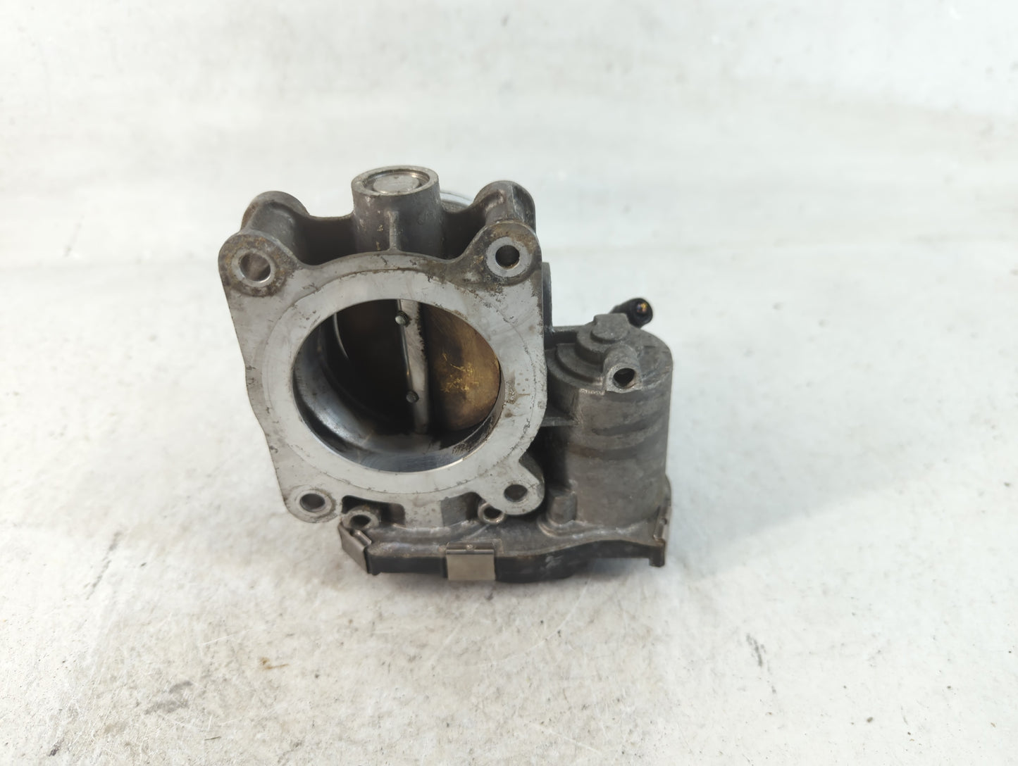 2013-2018 Cadillac Ats Throttle Body P/N:12627067DA Fits Fits 2013 2014 2015 2016 2017 2018 2019 2020 2021 OEM Used Auto Par