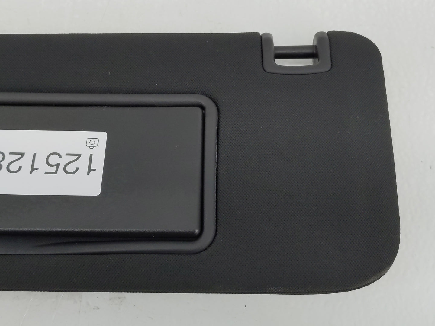 2014-2015 Cadillac Cts Sun Visor Shade Replacement Driver Left Mirror Fits Fits 2014 2015 OEM Used Auto Parts - Oemusedautop