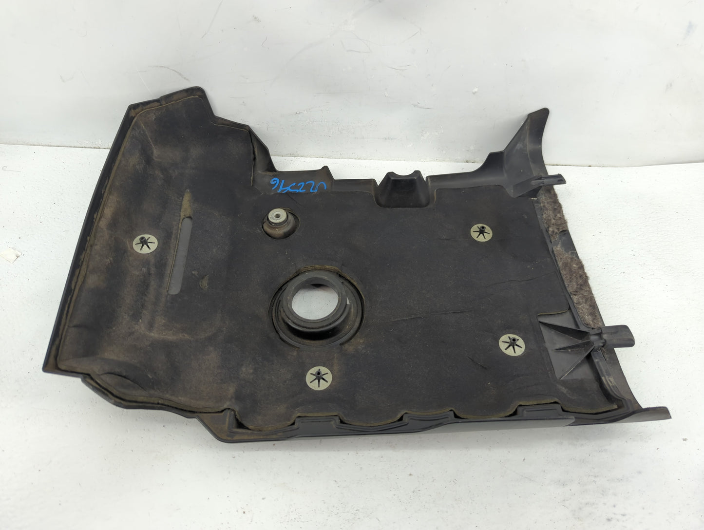 2014 Cadillac Cts Engine Cover - Oemusedautoparts1.com