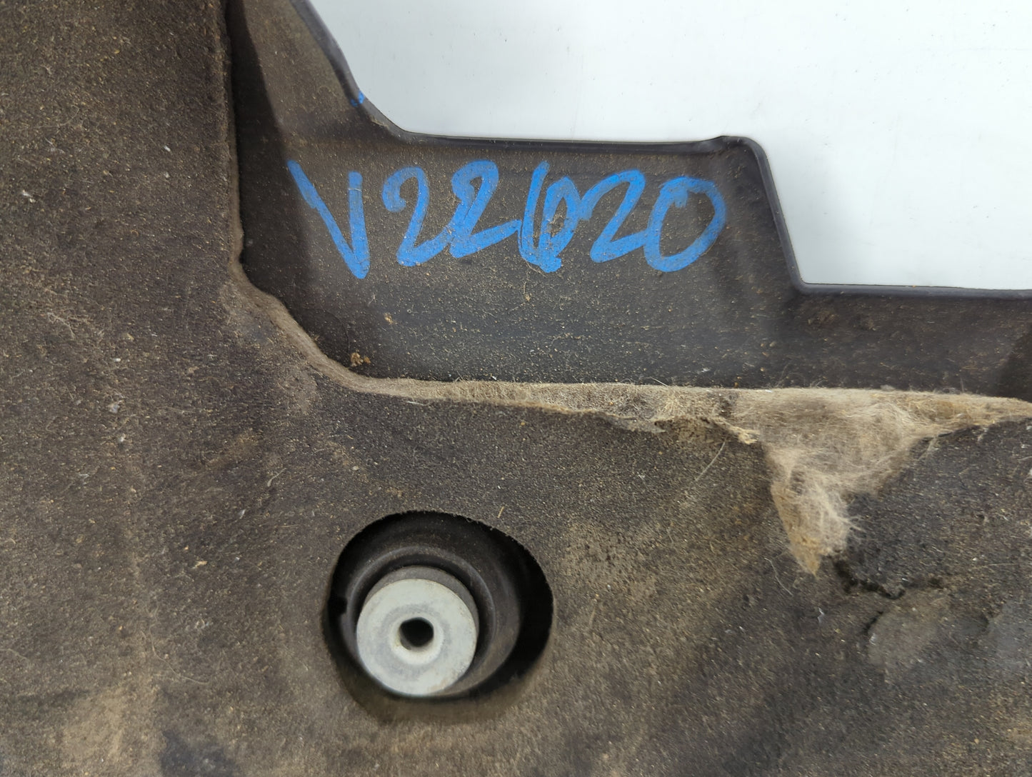 2014 Cadillac Cts Engine Cover - Oemusedautoparts1.com