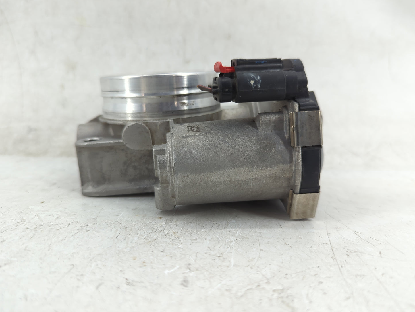 2014-2019 Cadillac Cts Throttle Body P/N:12627067DA Fits Fits 2013 2014 2015 2016 2017 2018 2019 2020 2021 OEM Used Auto Par