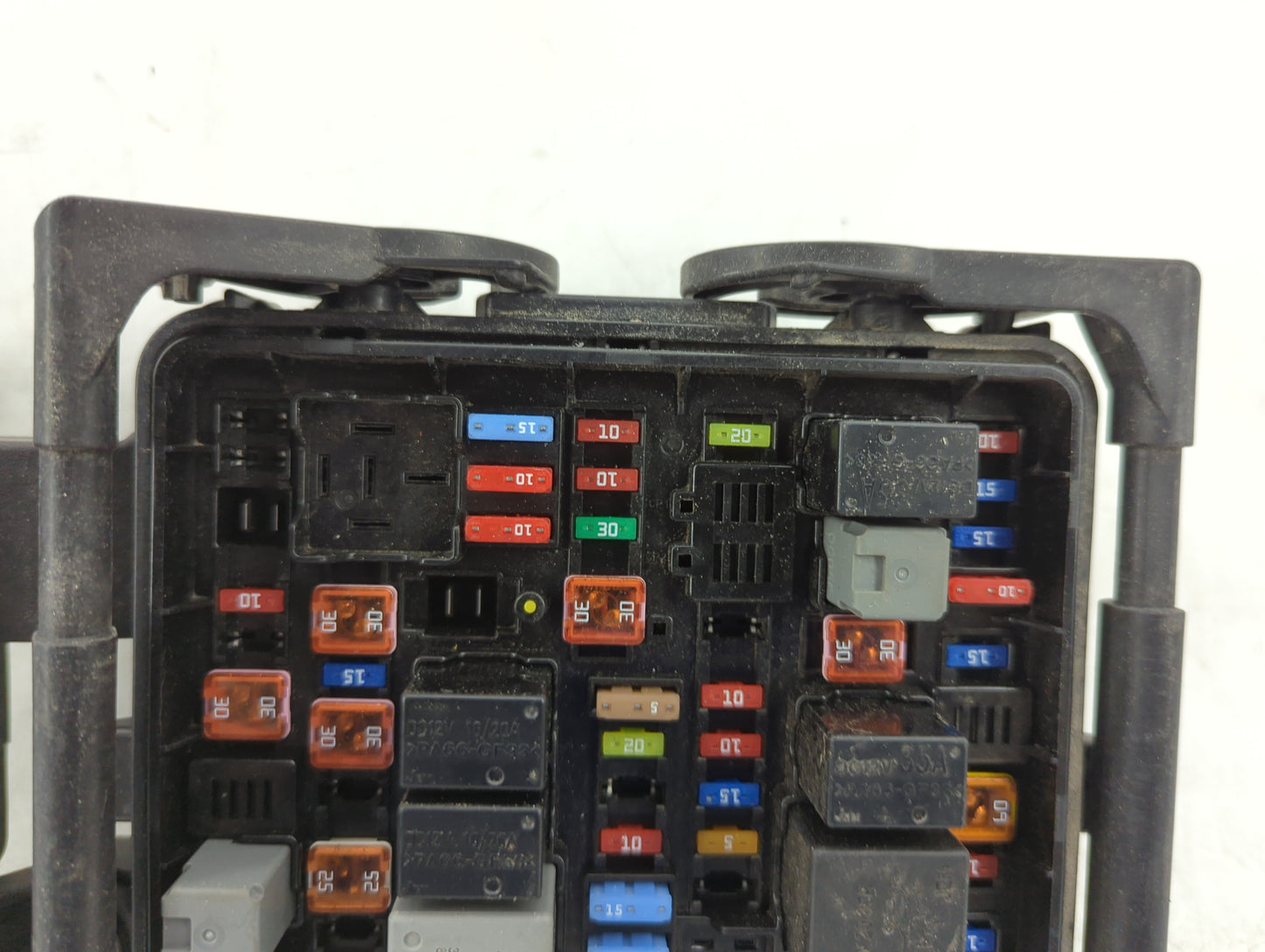 2014 Cadillac Cts Fusebox Fuse Box Panel Relay Module P/N:23122140 22953291 Fits OEM Used Auto Parts - Oemusedautoparts1.com