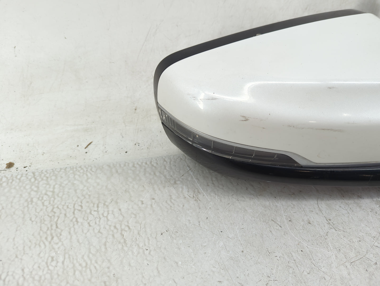 2014 Cadillac Cts Passenger Side View Mirror - Right Door Mirror OEM Used - Oemusedautoparts1.com