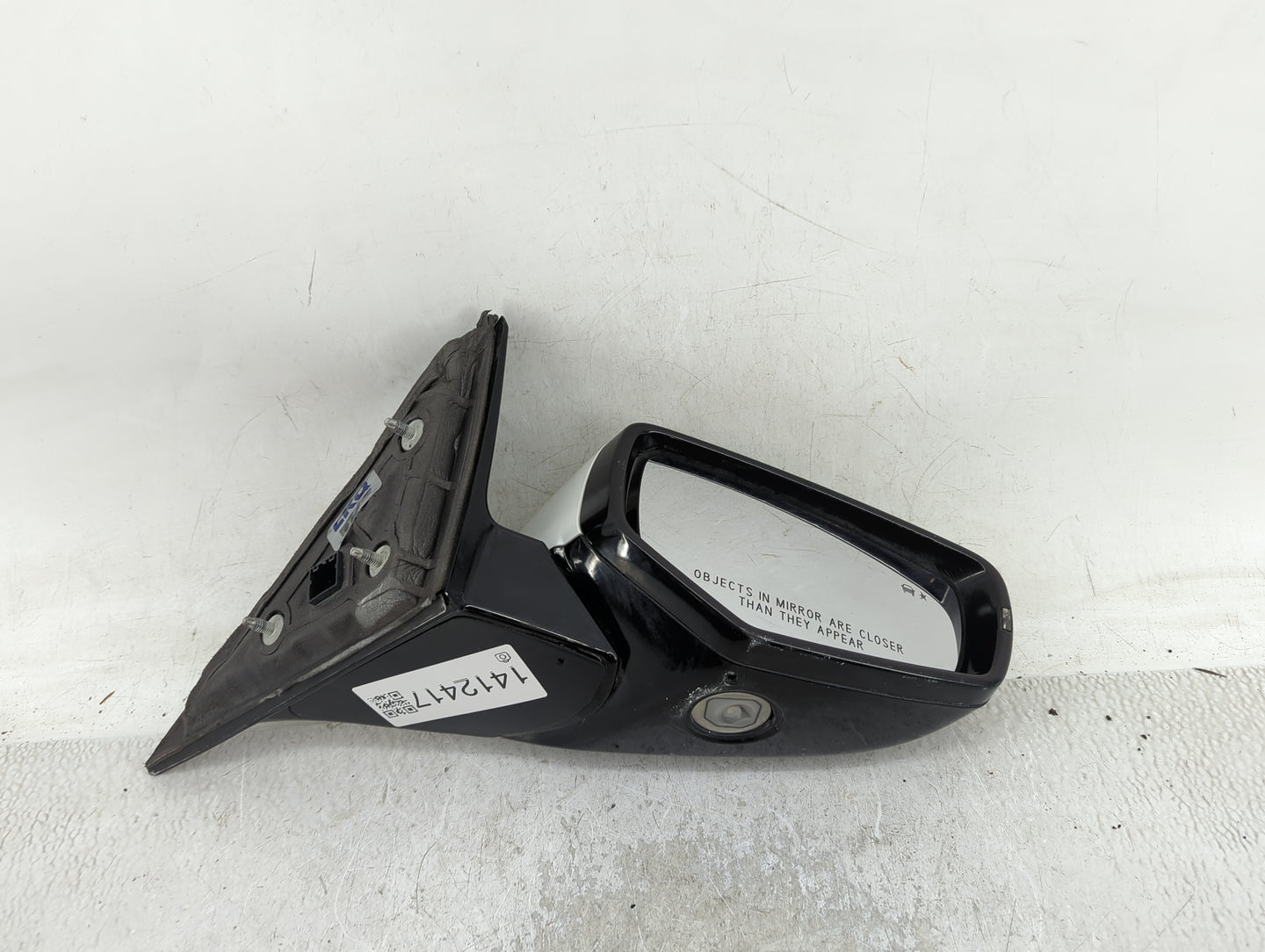 2014 Cadillac Cts Passenger Side View Mirror - Right Door Mirror OEM Used - Oemusedautoparts1.com