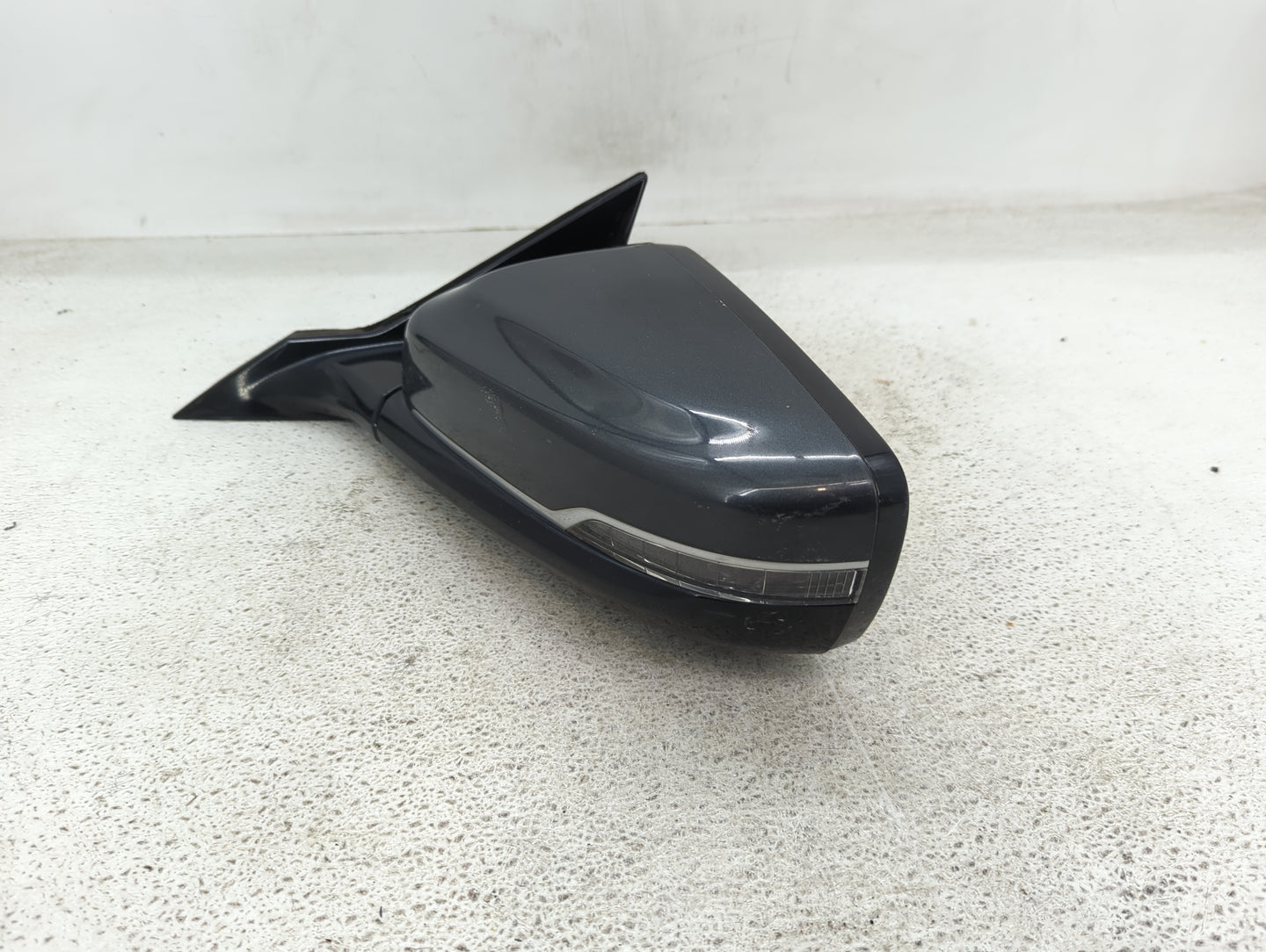 2014 Cadillac Cts Driver Side View Mirror - Left Door Mirror OEM Used - Oemusedautoparts1.com