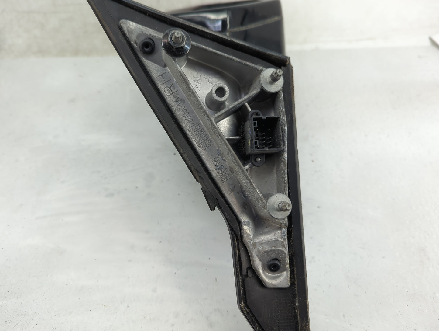 2014 Cadillac Cts Passenger Side View Mirror - Right Door Mirror OEM Used - Oemusedautoparts1.com