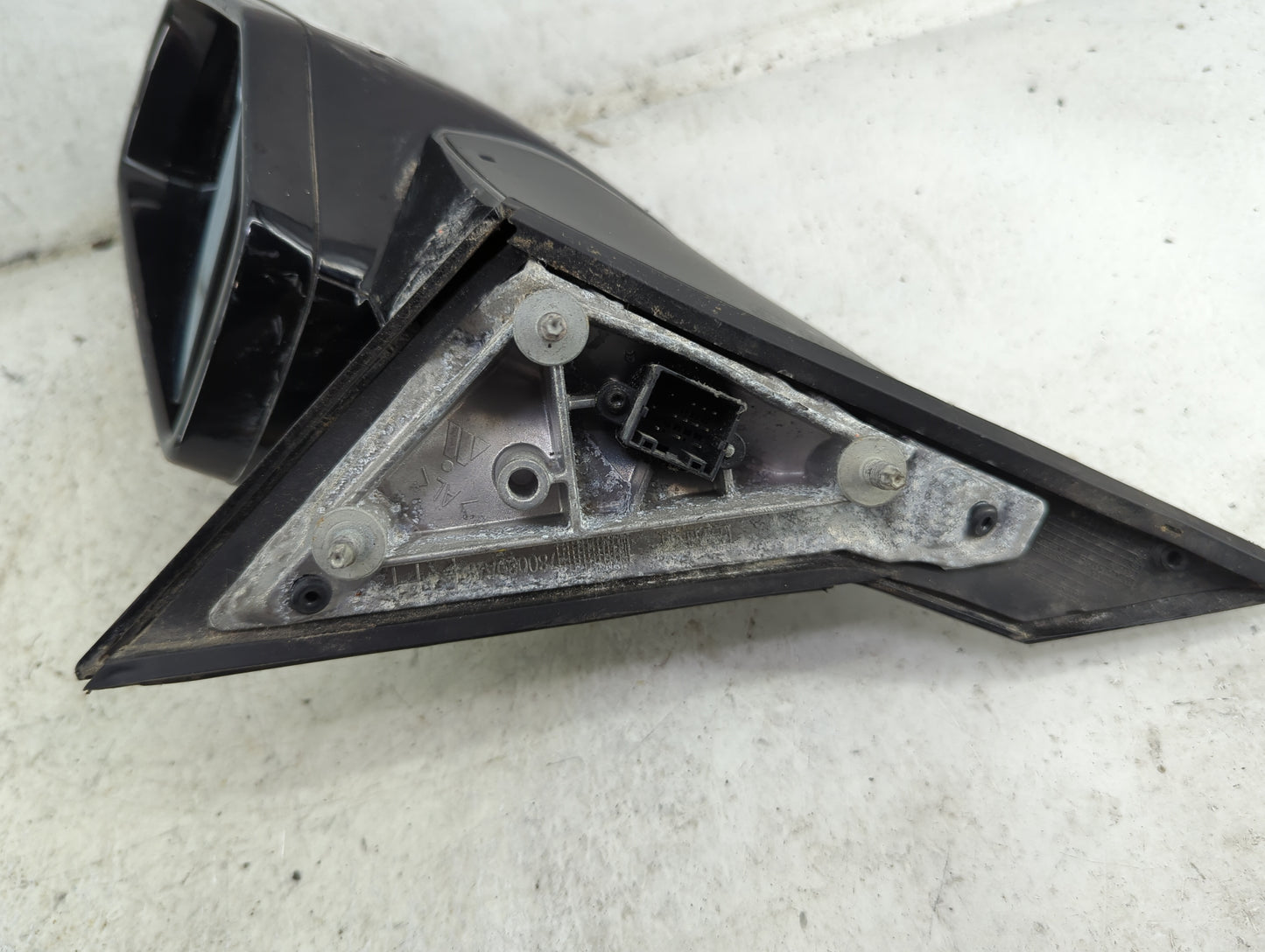 2014 Cadillac Cts Passenger Side View Mirror - Right Door Mirror OEM Used - Oemusedautoparts1.com