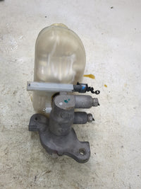 2014-2014 Cadillac Cts Brake Master Cylinder - Oemusedautoparts1.com