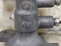 2014-2014 Cadillac Cts Brake Master Cylinder - Oemusedautoparts1.com
