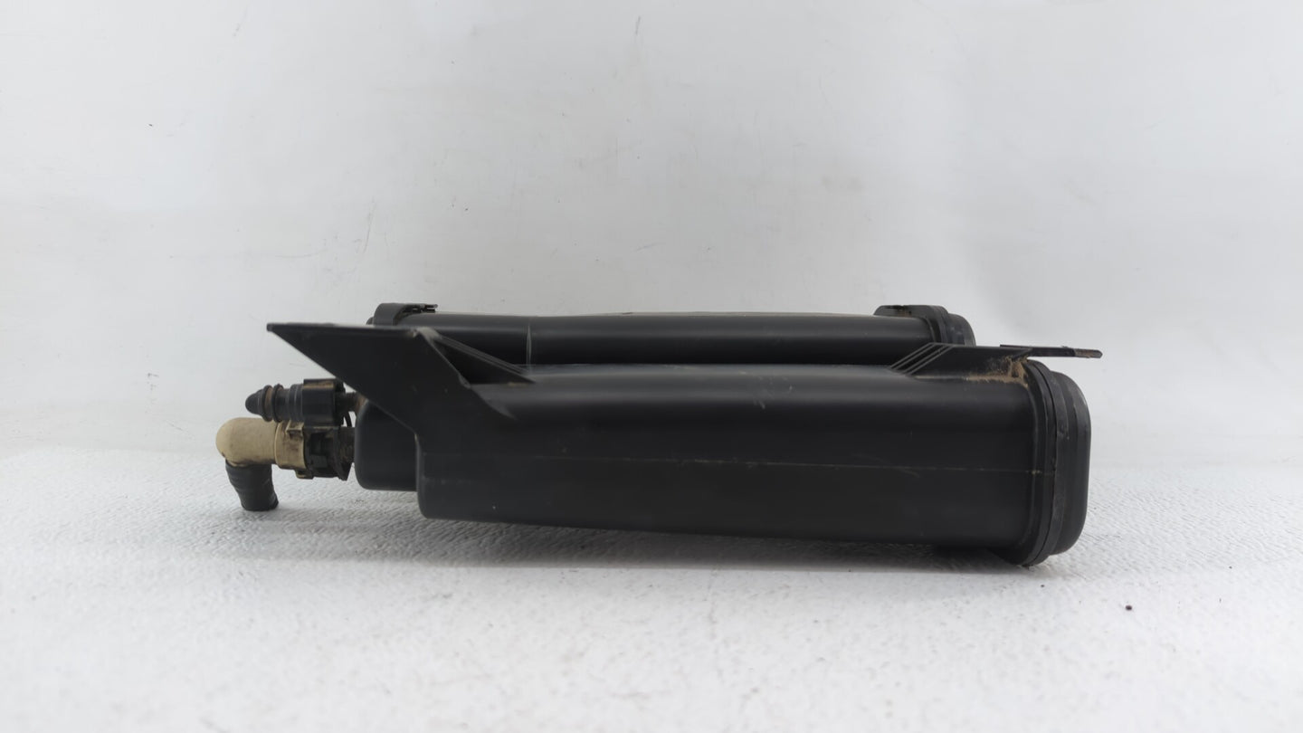 2014 Cadillac Cts Fuel Vapor Charcoal Canister - Oemusedautoparts1.com