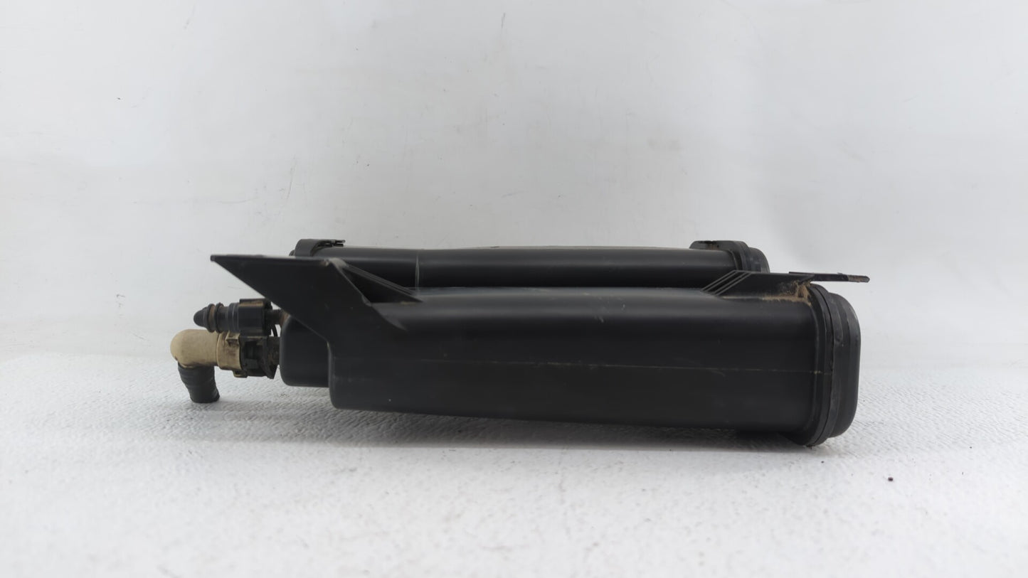 2014 Cadillac Cts Fuel Vapor Charcoal Canister - Oemusedautoparts1.com