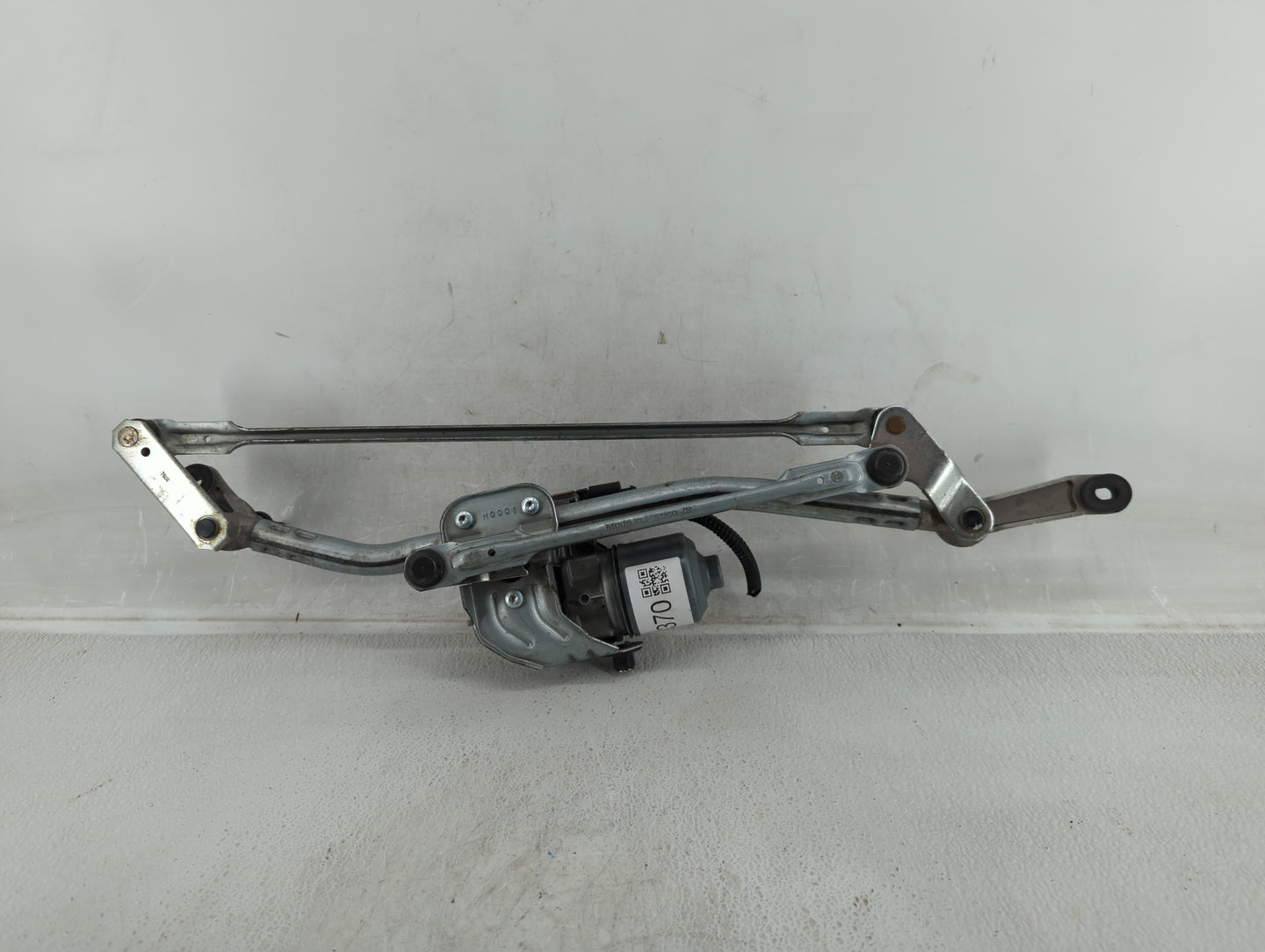 2008-2015 Cadillac Cts Front Windshield Wiper Motor P/N:33970215681801311000 Fits Fits 2008 2009 2010 2011 2012 2013 2014 20
