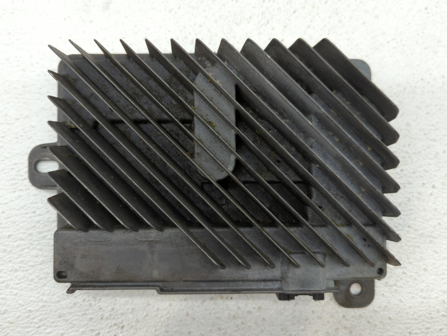 2014-2014 Cadillac Cts Chassis Control Module Ccm Bcm Body Control - Oemusedautoparts1.com