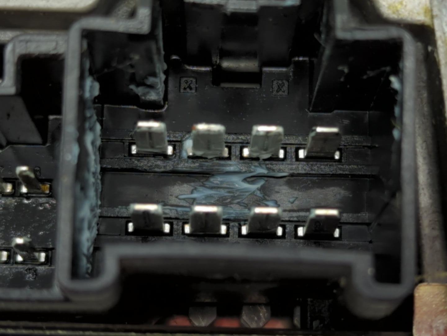 2014-2014 Cadillac Cts Chassis Control Module Ccm Bcm Body Control - Oemusedautoparts1.com