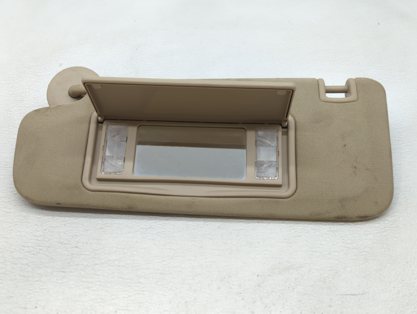 2014-2019 Cadillac Cts Sun Visor Shade Replacement Driver Left Mirror Fits Fits 2014 2015 2016 2017 2018 2019 OEM Used Auto 