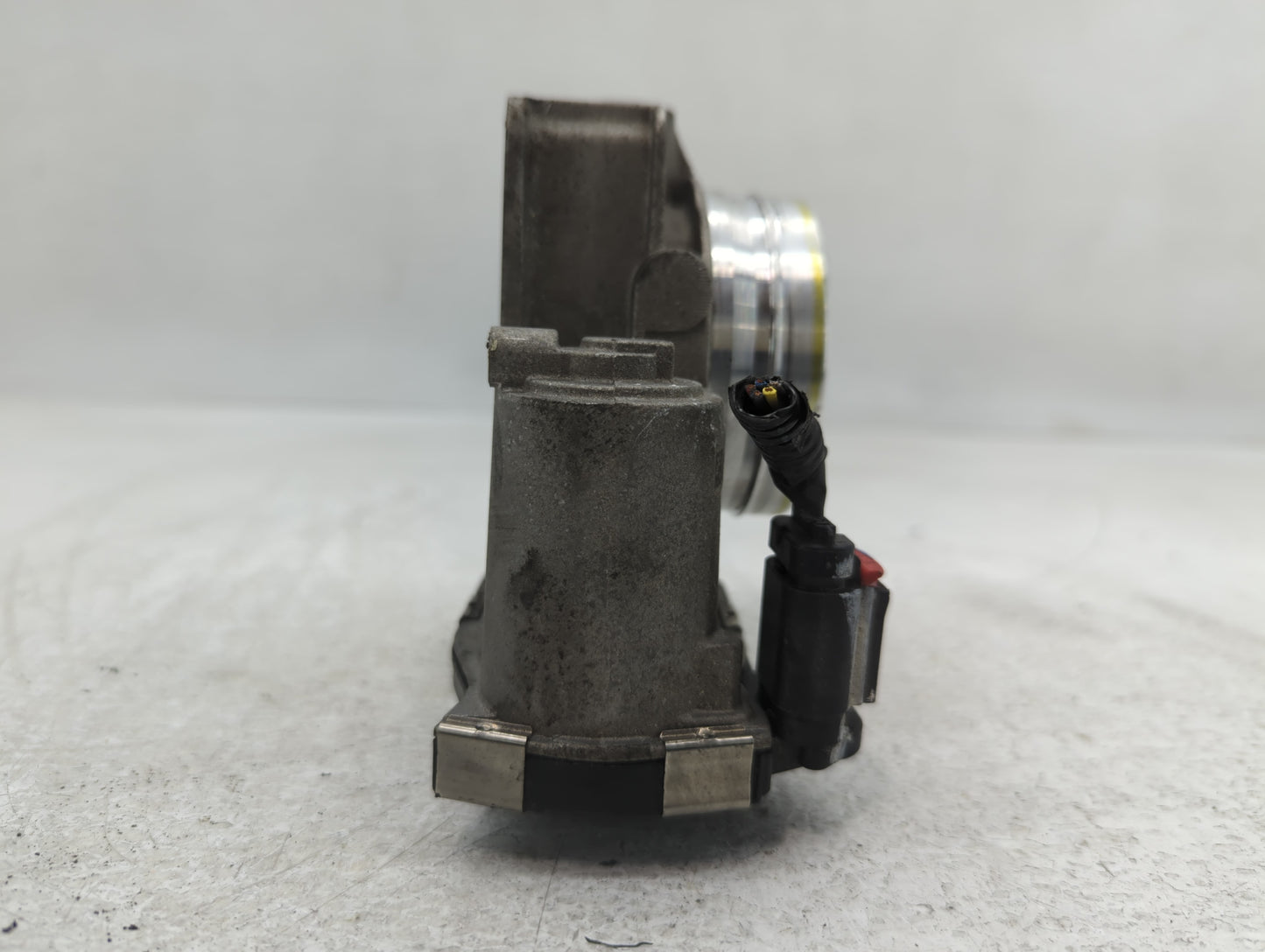 2014-2019 Cadillac Cts Throttle Body Fits Fits 2013 2014 2015 2016 2017 2018 2019 2020 2021 OEM Used Auto Parts - Oemusedaut