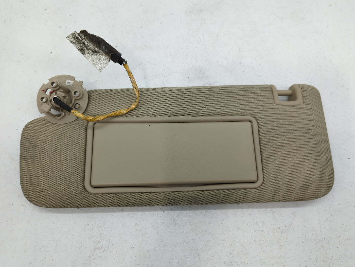 2014-2019 Cadillac Cts Sun Visor Shade Replacement Driver Left Mirror Fits Fits 2014 2015 2016 2017 2018 2019 OEM Used Auto 