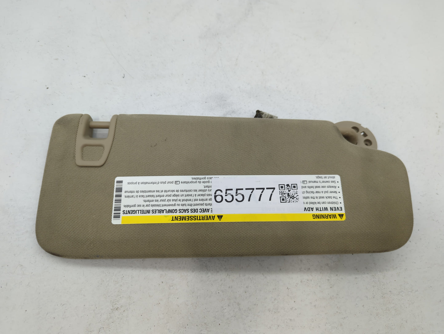 2014-2019 Cadillac Cts Sun Visor Shade Replacement Driver Left Mirror Fits Fits 2014 2015 2016 2017 2018 2019 OEM Used Auto 