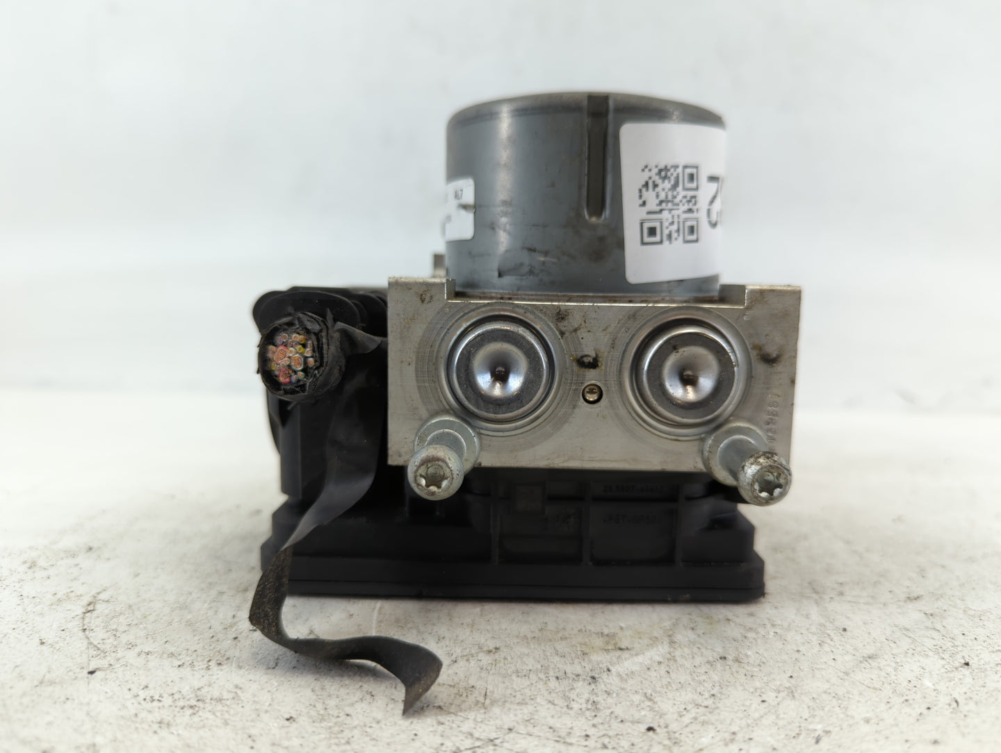 2014-2016 Cadillac Cts ABS Pump Control Module Replacement P/N:23212240 Fits Fits 2014 2015 2016 OEM Used Auto Parts - Oemus
