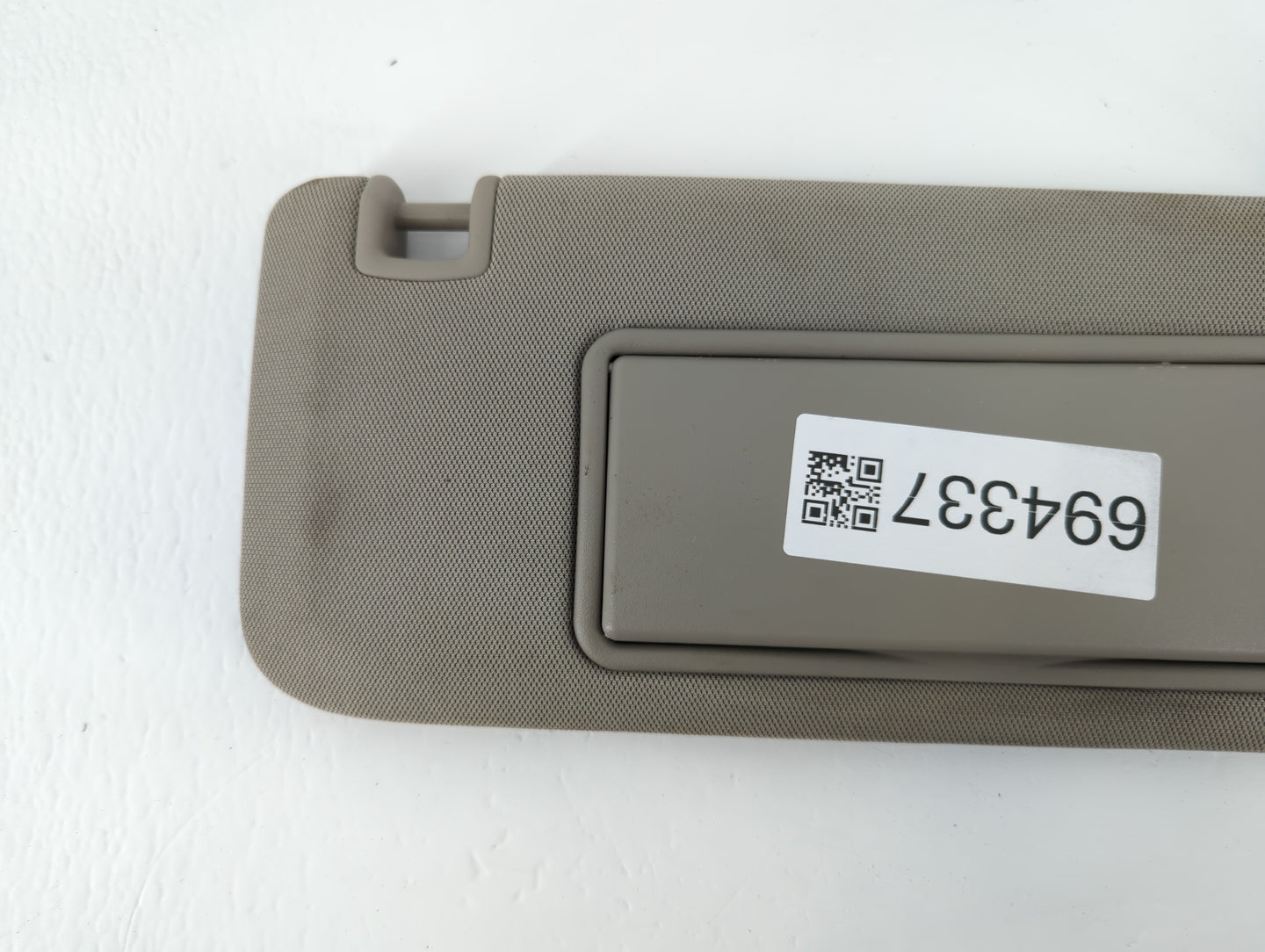 2014-2019 Cadillac Cts Sun Visor Shade Replacement Passenger Right Mirror Fits Fits 2014 2015 2016 2017 2018 2019 OEM Used A