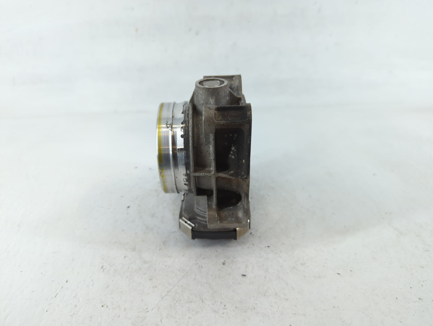 2014-2019 Cadillac Cts Throttle Body P/N:12627067DA Fits Fits 2013 2014 2015 2016 2017 2018 2019 2020 2021 OEM Used Auto Par