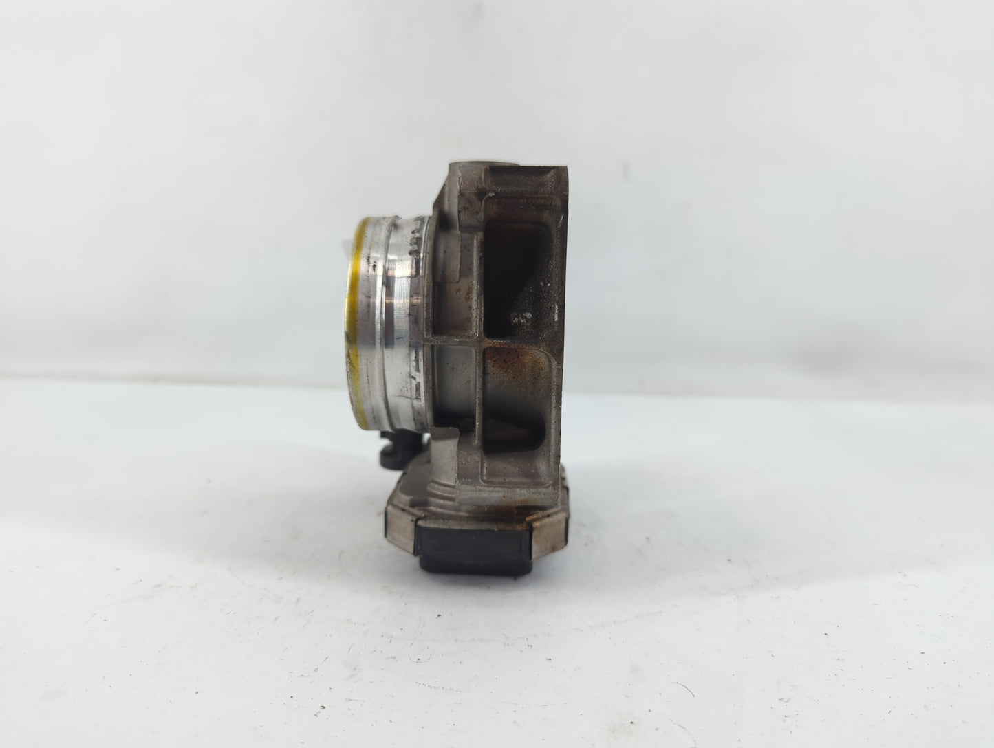 2014-2019 Cadillac Cts Throttle Body P/N:12627067DA Fits Fits 2013 2014 2015 2016 2017 2018 2019 2020 2021 OEM Used Auto Par