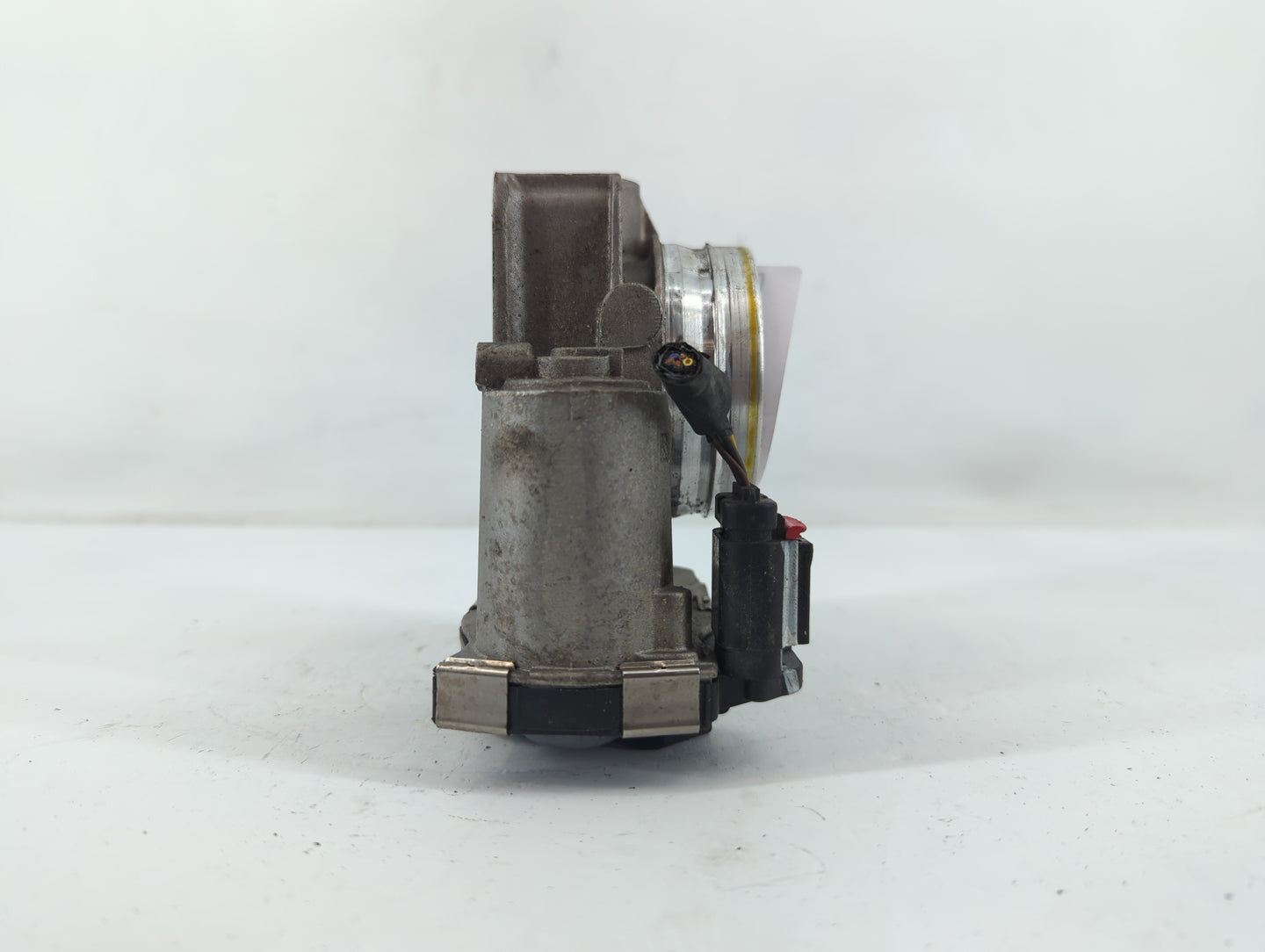 2014-2019 Cadillac Cts Throttle Body P/N:12627067DA Fits Fits 2013 2014 2015 2016 2017 2018 2019 2020 2021 OEM Used Auto Par