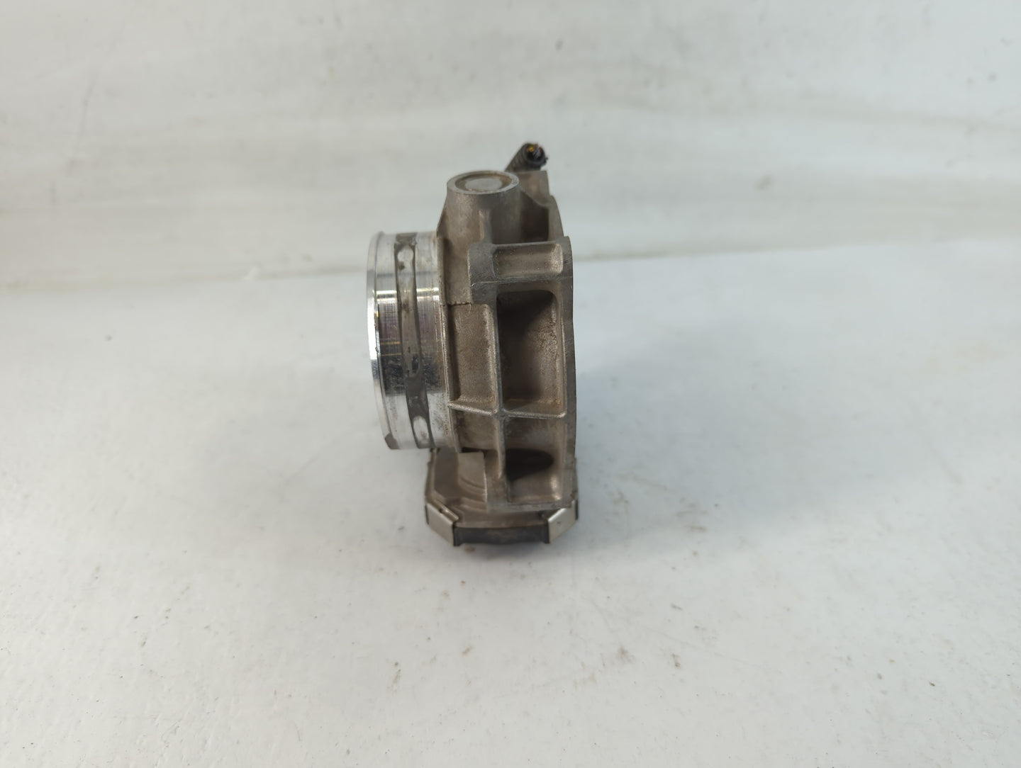 2012-2015 Cadillac Cts Throttle Body P/N:12632172BA Fits Fits 2012 2013 2014 2015 2016 2017 2018 2019 2020 2021 2022 OEM Use