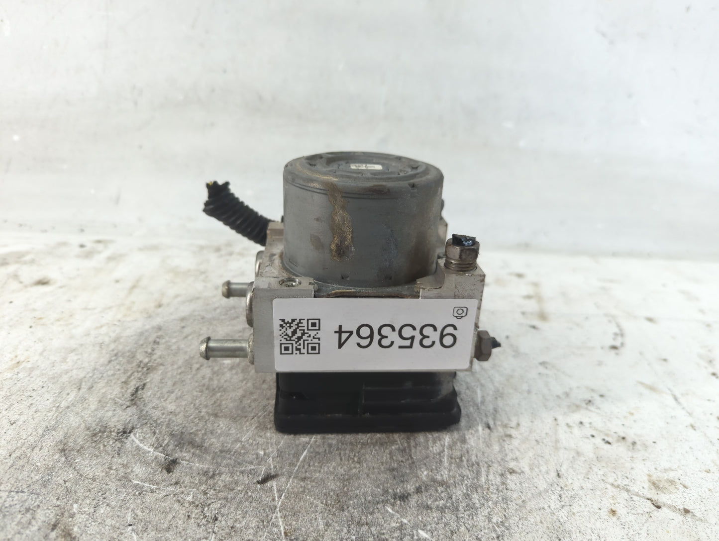 2014-2016 Cadillac Cts ABS Pump Control Module Replacement P/N:23122240 Fits Fits 2014 2015 2016 OEM Used Auto Parts - Oemus