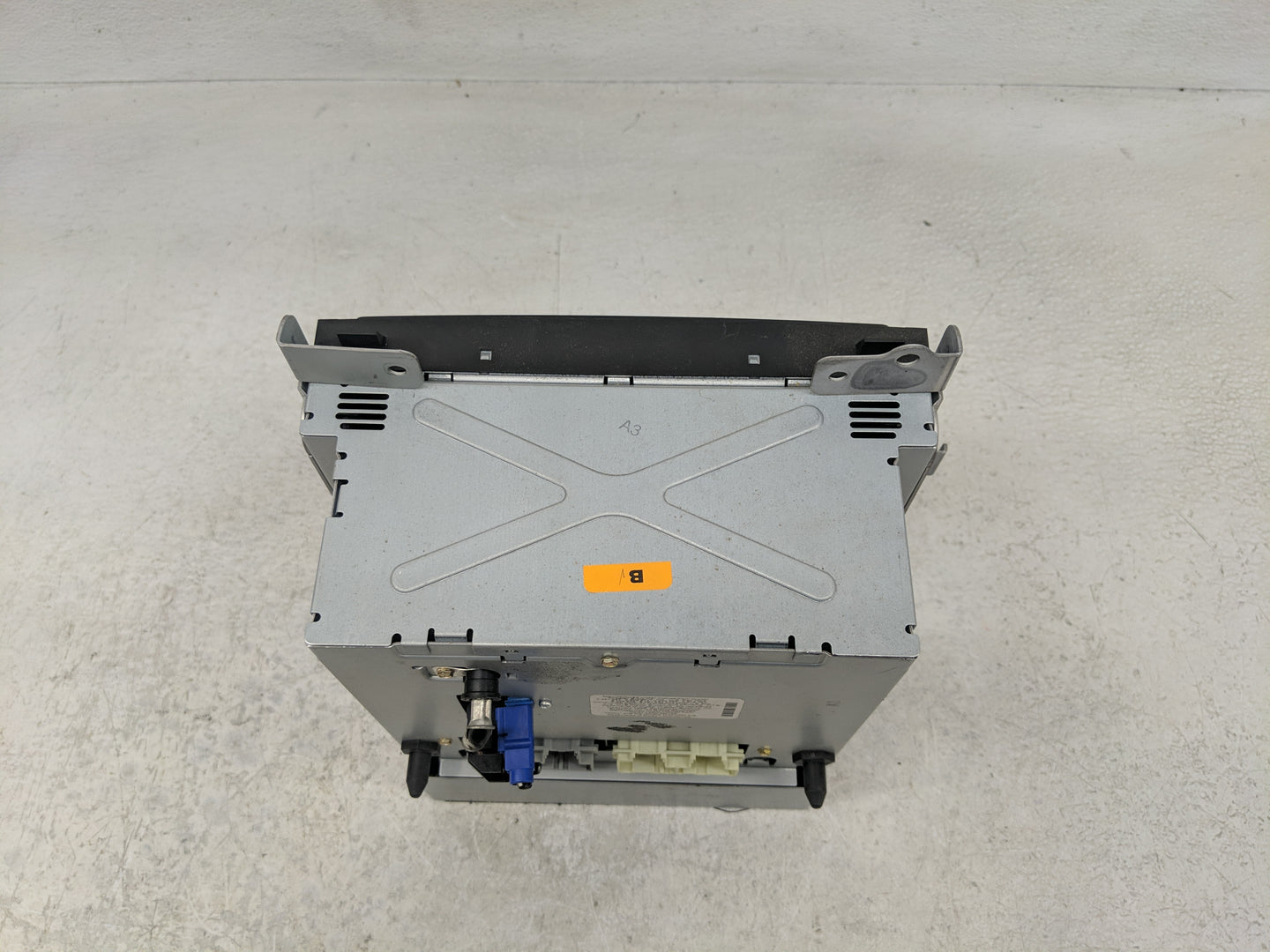 2012-2014 Cadillac Escalade Radio Control Panel - Oemusedautoparts1.com
