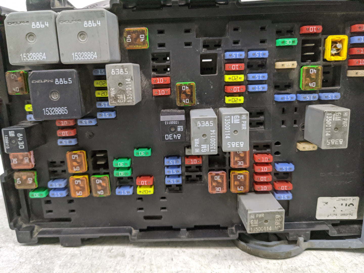 2010-2014 Cadillac Escalade Fusebox Fuse Box Panel Relay Module P/N:22798217 Fits Fits 2010 2011 2012 2013 2014 OEM Used Aut