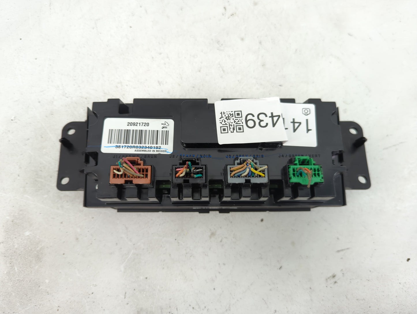 2012-2014 Cadillac Escalade Climate Control Module Temperature AC/Heater Replacement P/N:20921720 Fits Fits 2012 2013 2014 O