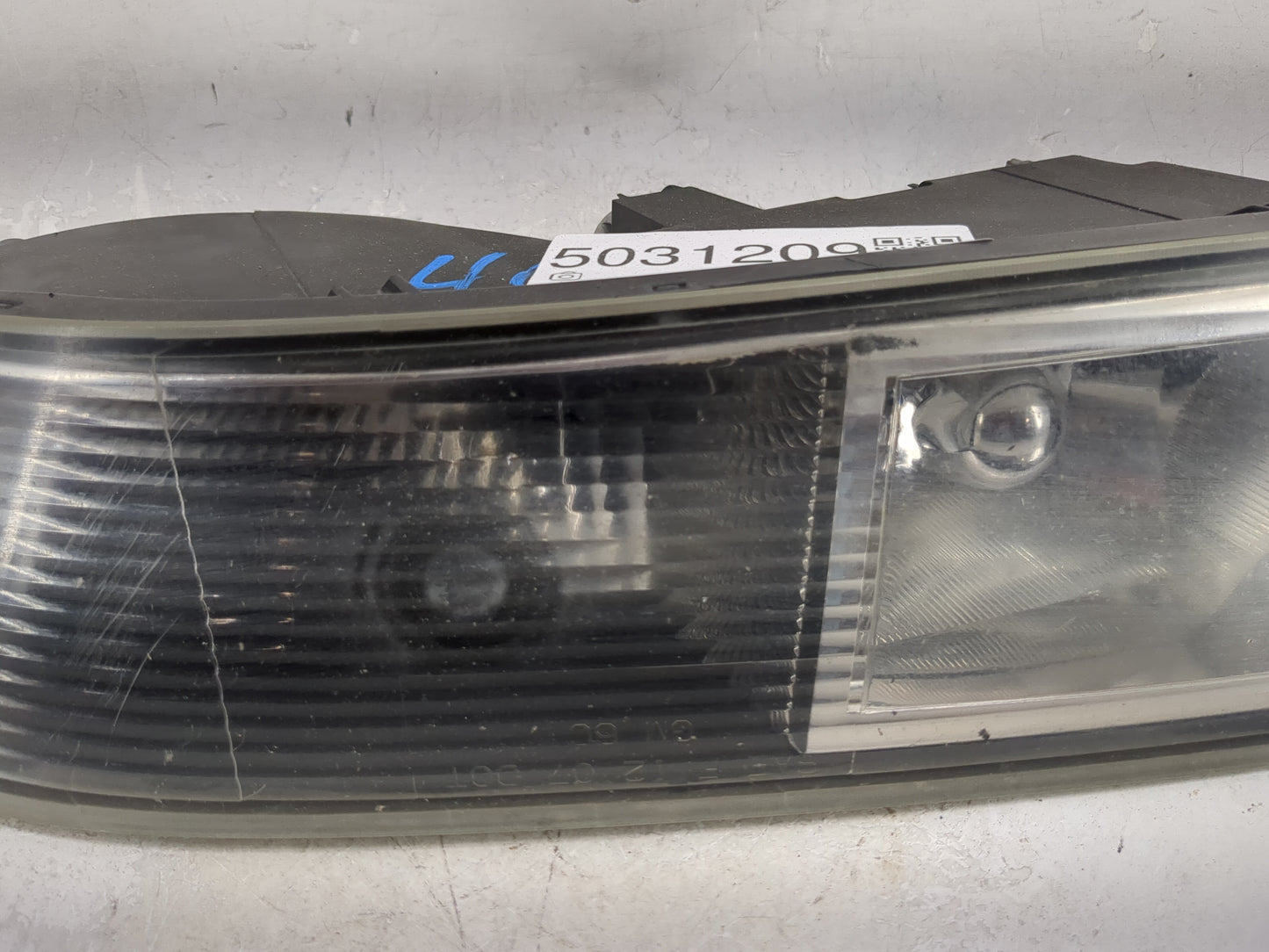 2007-2014 Cadillac Escalade Driver Left Oem Front Light Lamp Black - Oemusedautoparts1.com