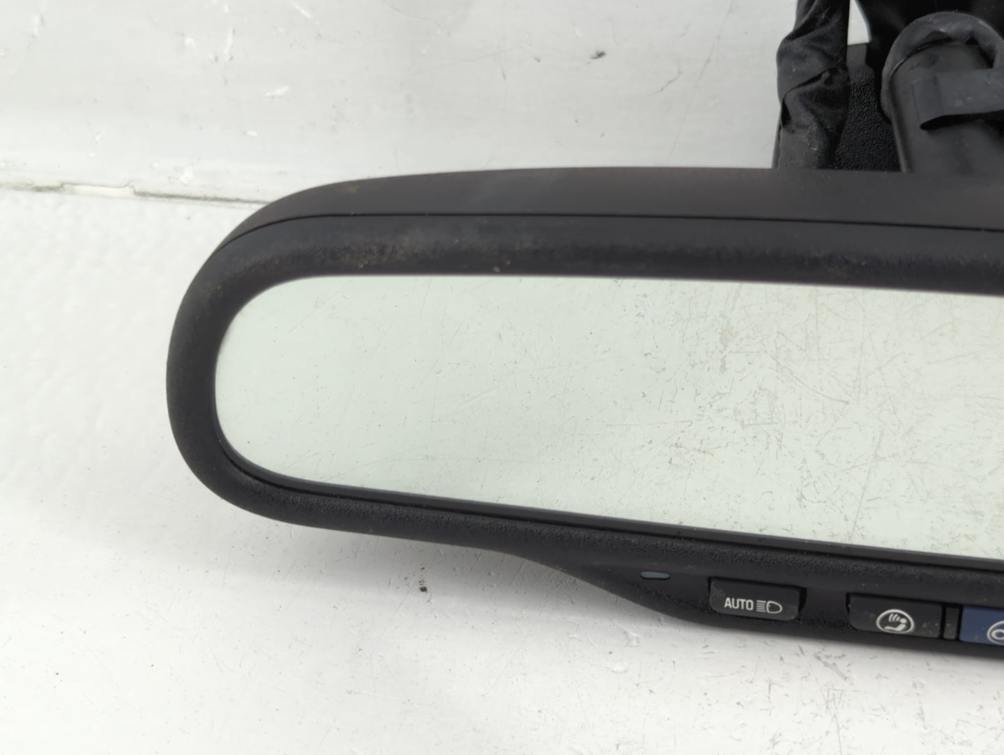 2010-2014 Cadillac Escalade Esv Interior Rear View Mirror Replacement OEM P/N:22915245 Fits Fits 2009 2010 2011 2012 2013 20