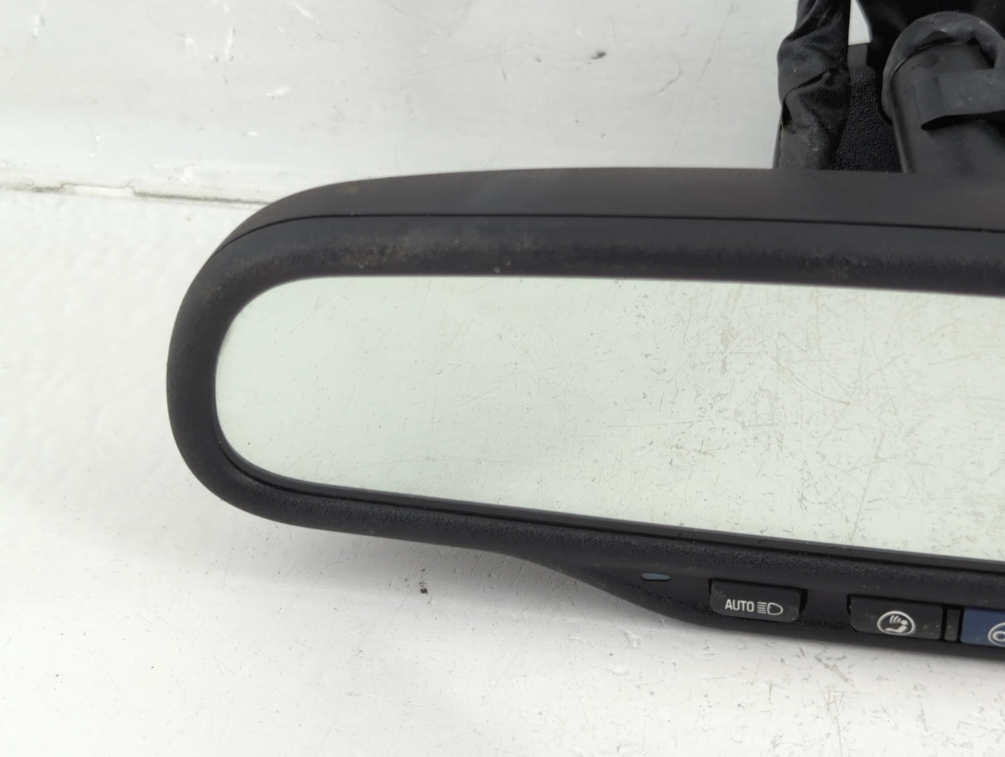 2010-2014 Cadillac Escalade Esv Interior Rear View Mirror Replacement OEM P/N:22915245 Fits Fits 2009 2010 2011 2012 2013 20