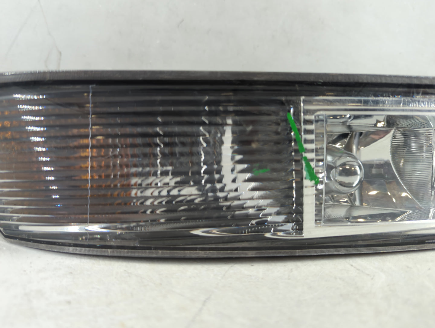 2009-2014 Cadillac Escalade Esv Driver Left Oem Head Light Headlight Lamp - Oemusedautoparts1.com