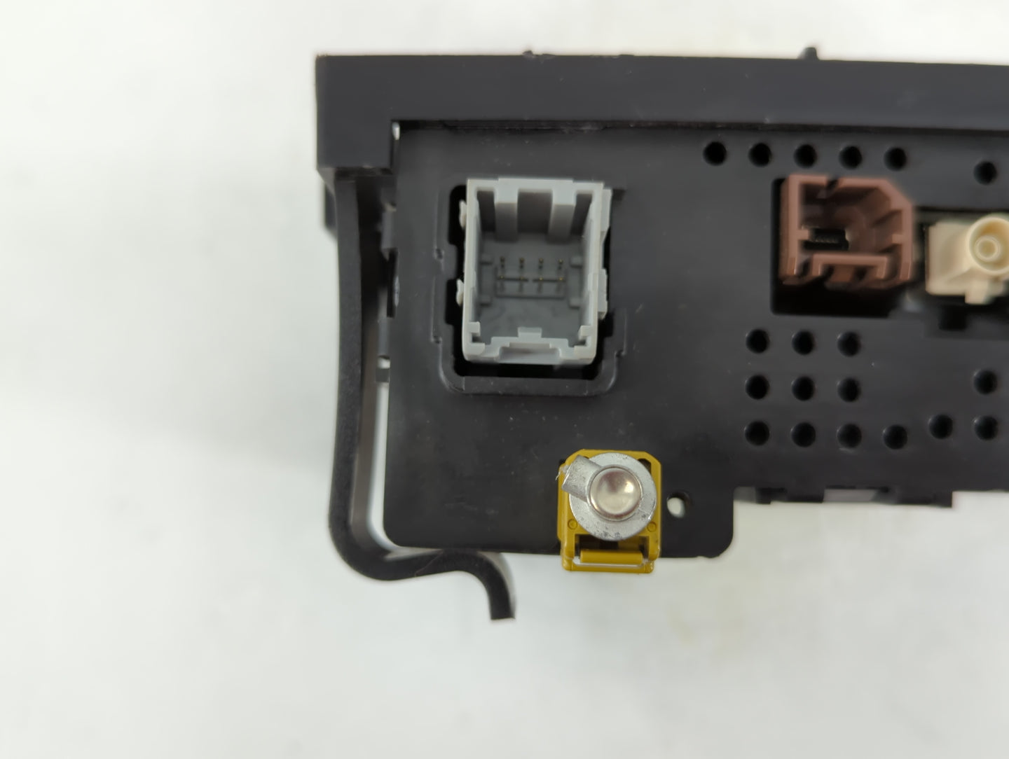 2013-2014 Cadillac Srx Radio AM FM Cd Player Receiver Replacement P/N:13592804 Fits Fits 2013 2014 OEM Used Auto Parts - Oem