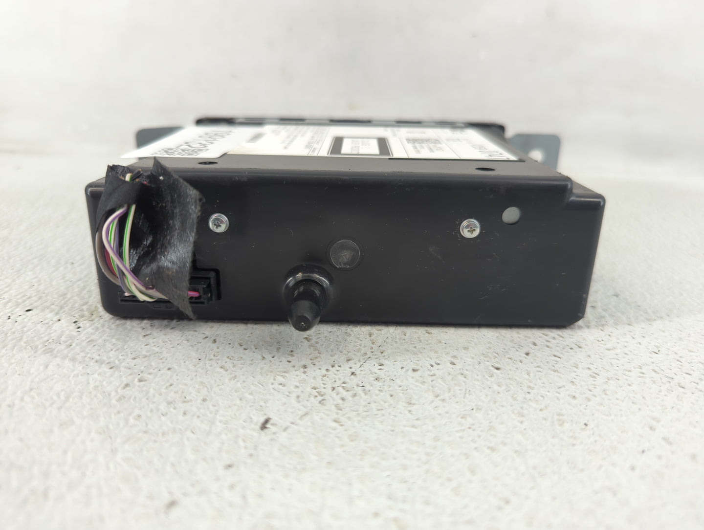 2013-2014 Cadillac Srx Radio AM FM Cd Player Receiver Replacement P/N:13590747 Fits Fits 2013 2014 OEM Used Auto Parts - Oem