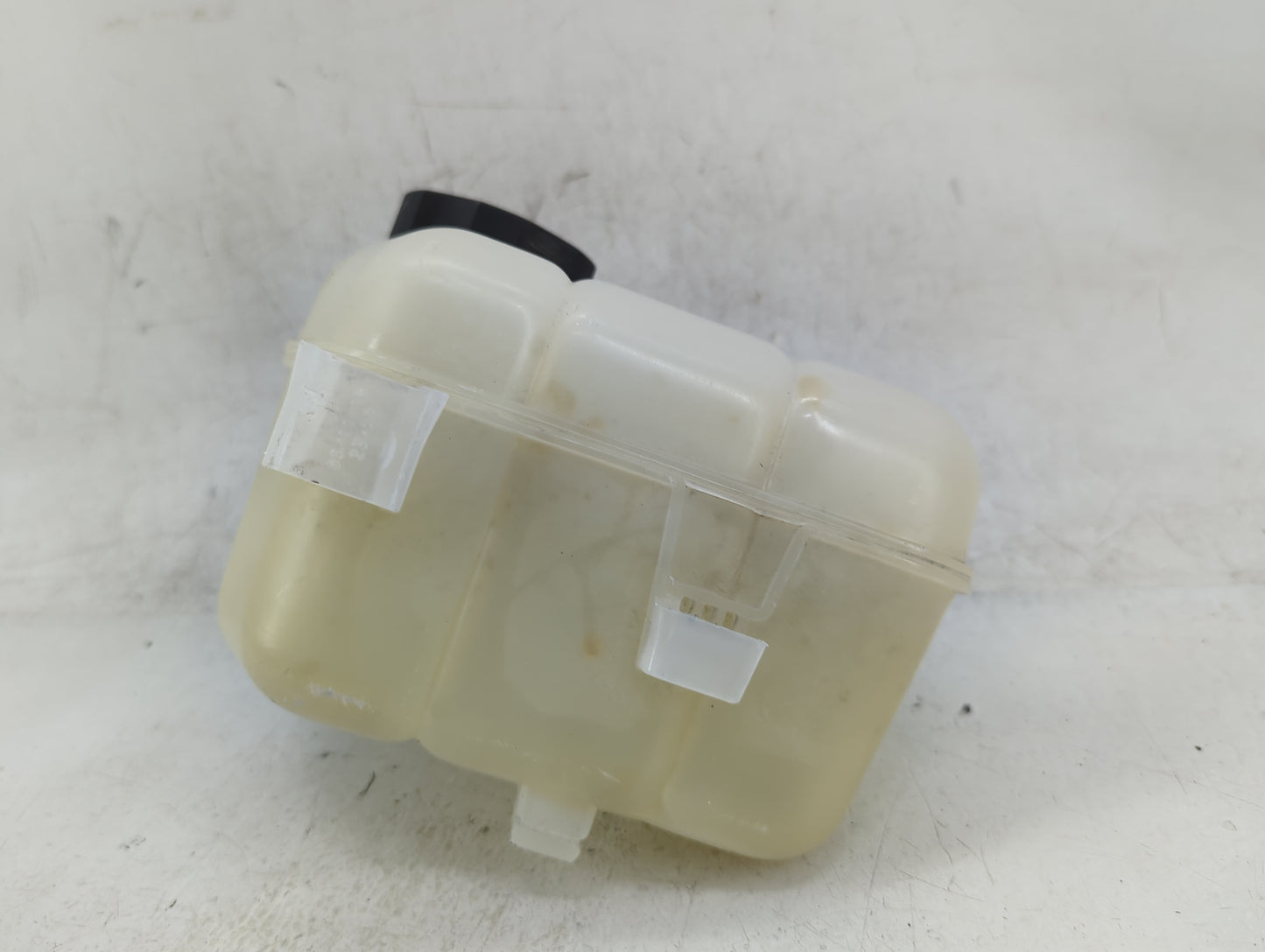 2010-2016 Cadillac Srx Radiator Coolant Overflow Expansion Tank Bottle 1393288 - Oemusedautoparts1.com
