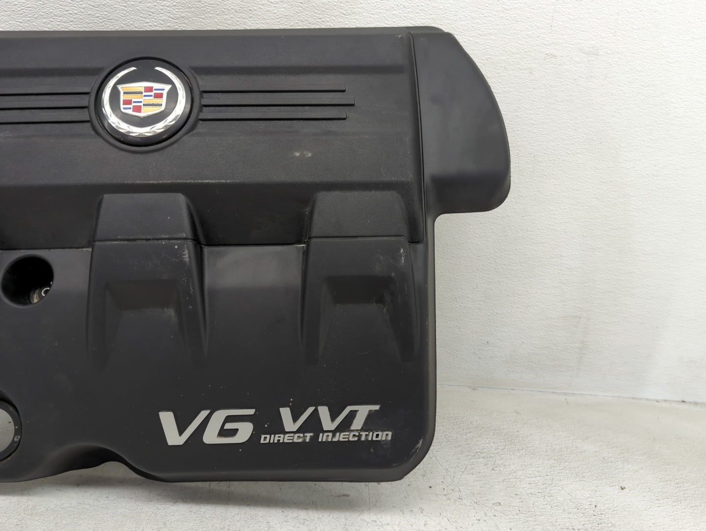 2014 Cadillac Srx Engine Cover - Oemusedautoparts1.com